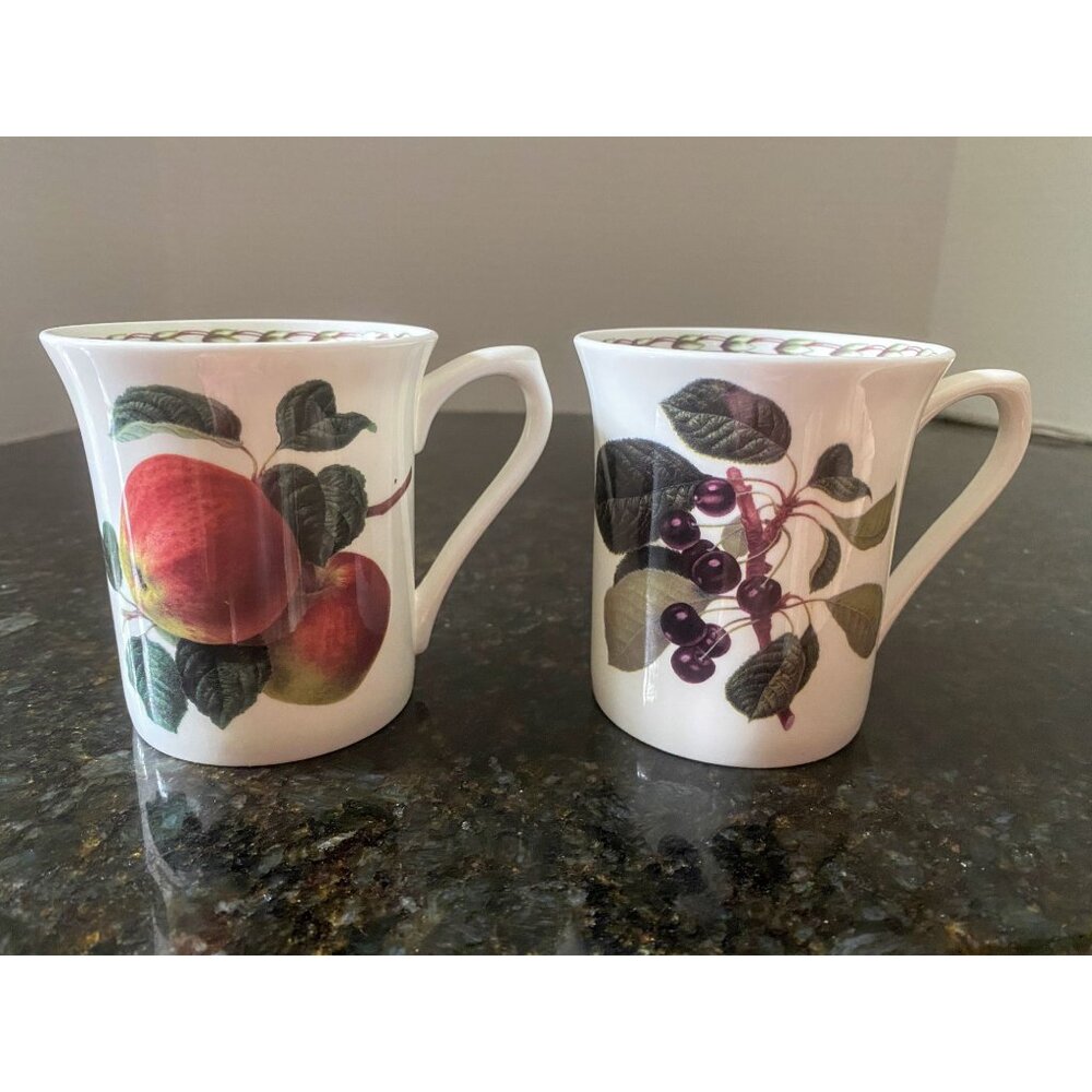 Royal Horticultural Society Hookers Fruit Royal Mugs, Bone China, Peaches and Be